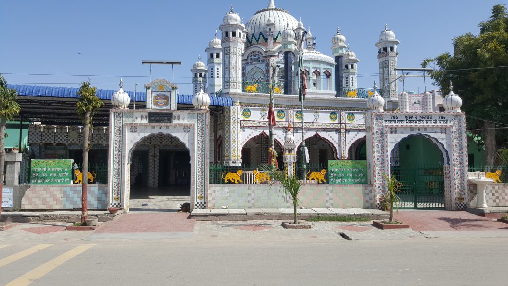 Darbar Mian Mohkamdeen Ji